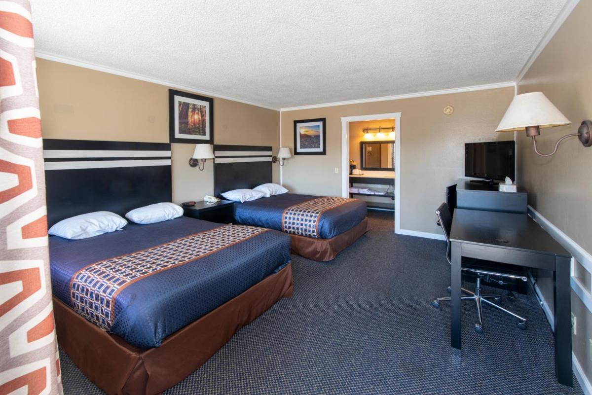 Surf Motel And Gardens Fort Bragg Extérieur photo
