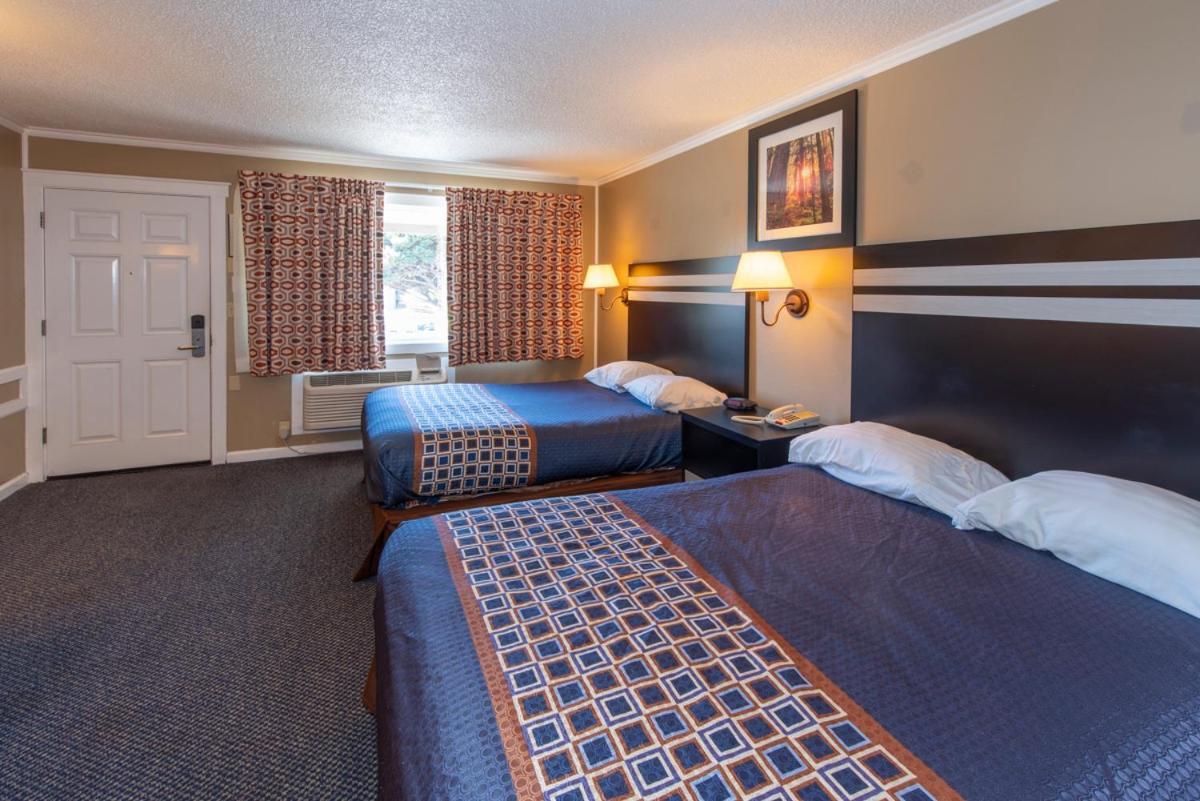 Surf Motel And Gardens Fort Bragg Extérieur photo