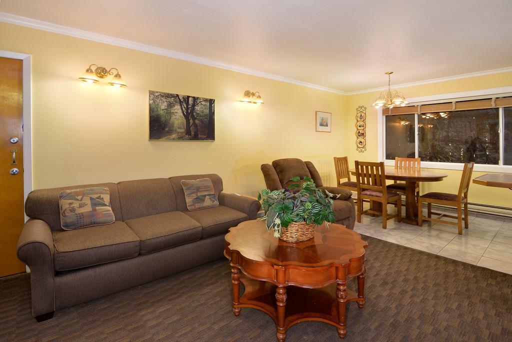 Surf Motel And Gardens Fort Bragg Extérieur photo