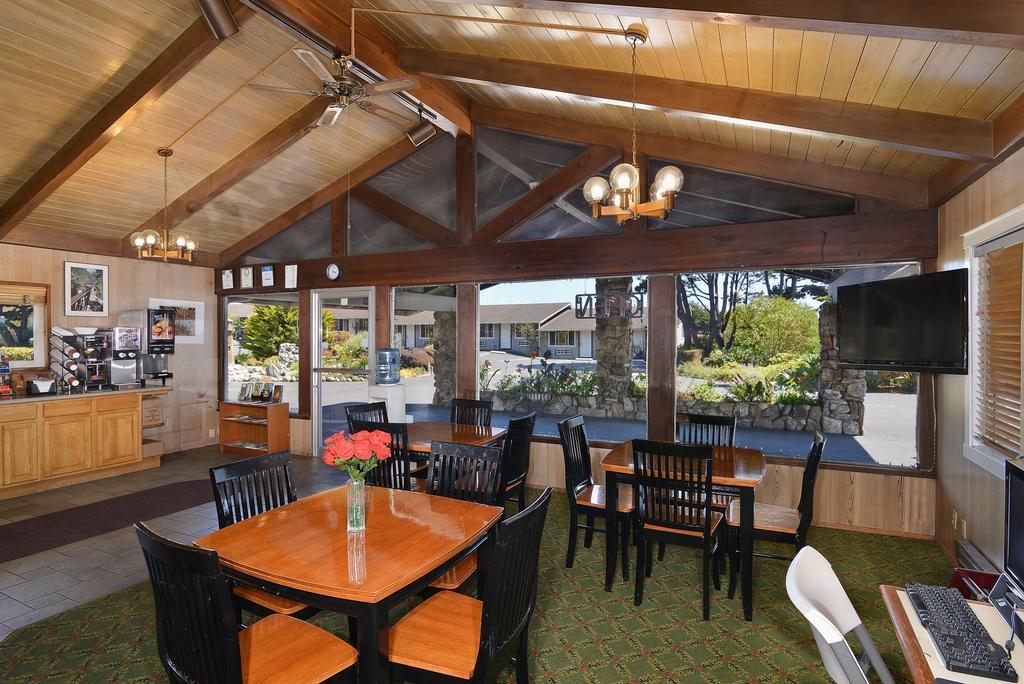 Surf Motel And Gardens Fort Bragg Extérieur photo
